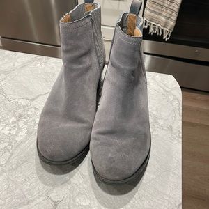 Gray Vionic Booties